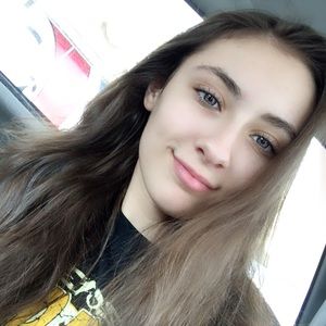 Meet your Posher, Alyssa